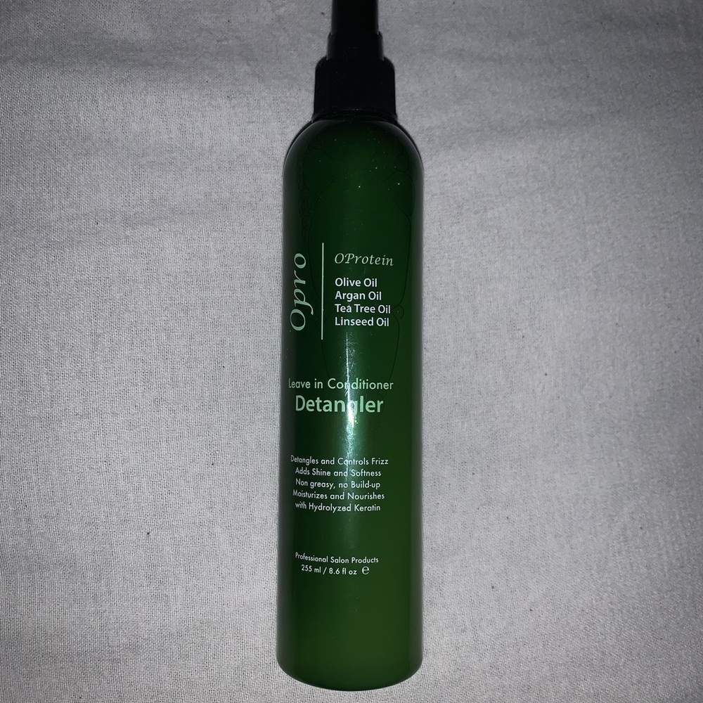Opro Detangler⭐️